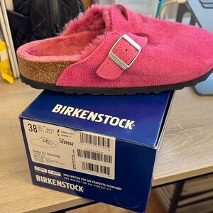 Birkenstock Fuchsia Shearling Clogs with Silver Buckle